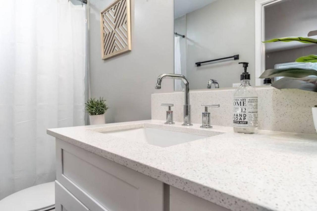 Roomy Urban Apartment Montrose! Free Parking #3 Houston Luaran gambar