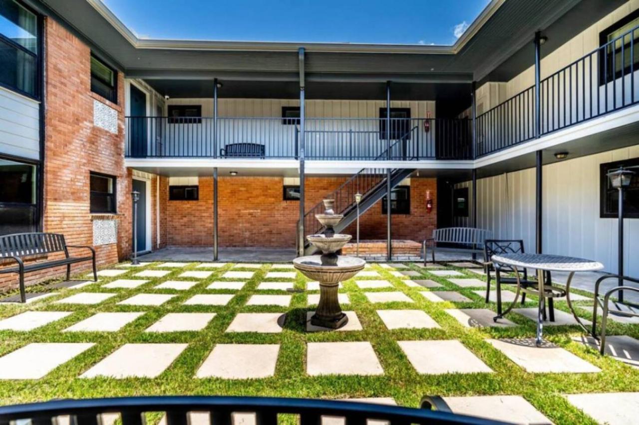 Roomy Urban Apartment Montrose! Free Parking #3 Houston Luaran gambar